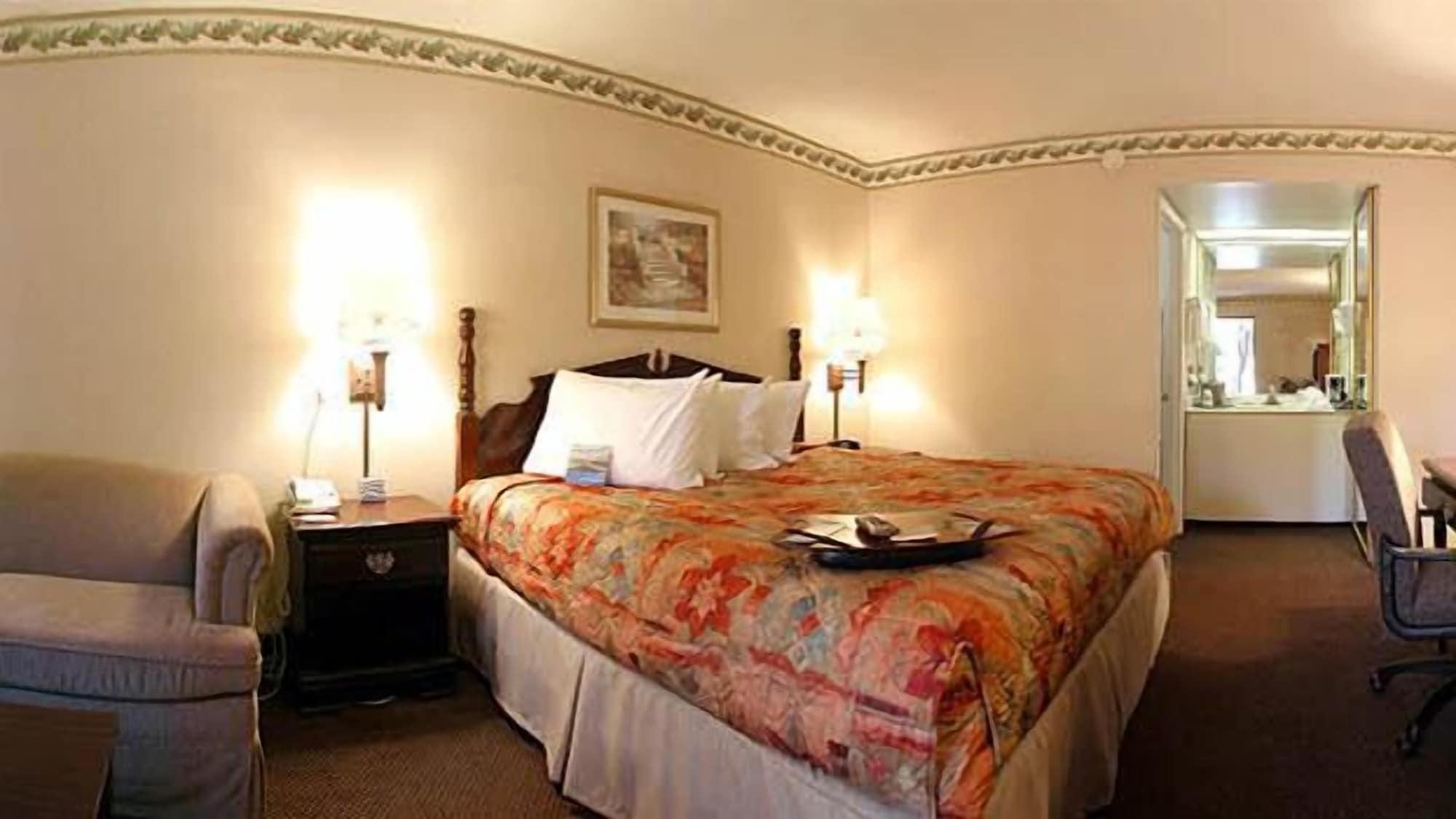 Hotel Ramada By Wyndham Lebanon Zewnętrze zdjęcie