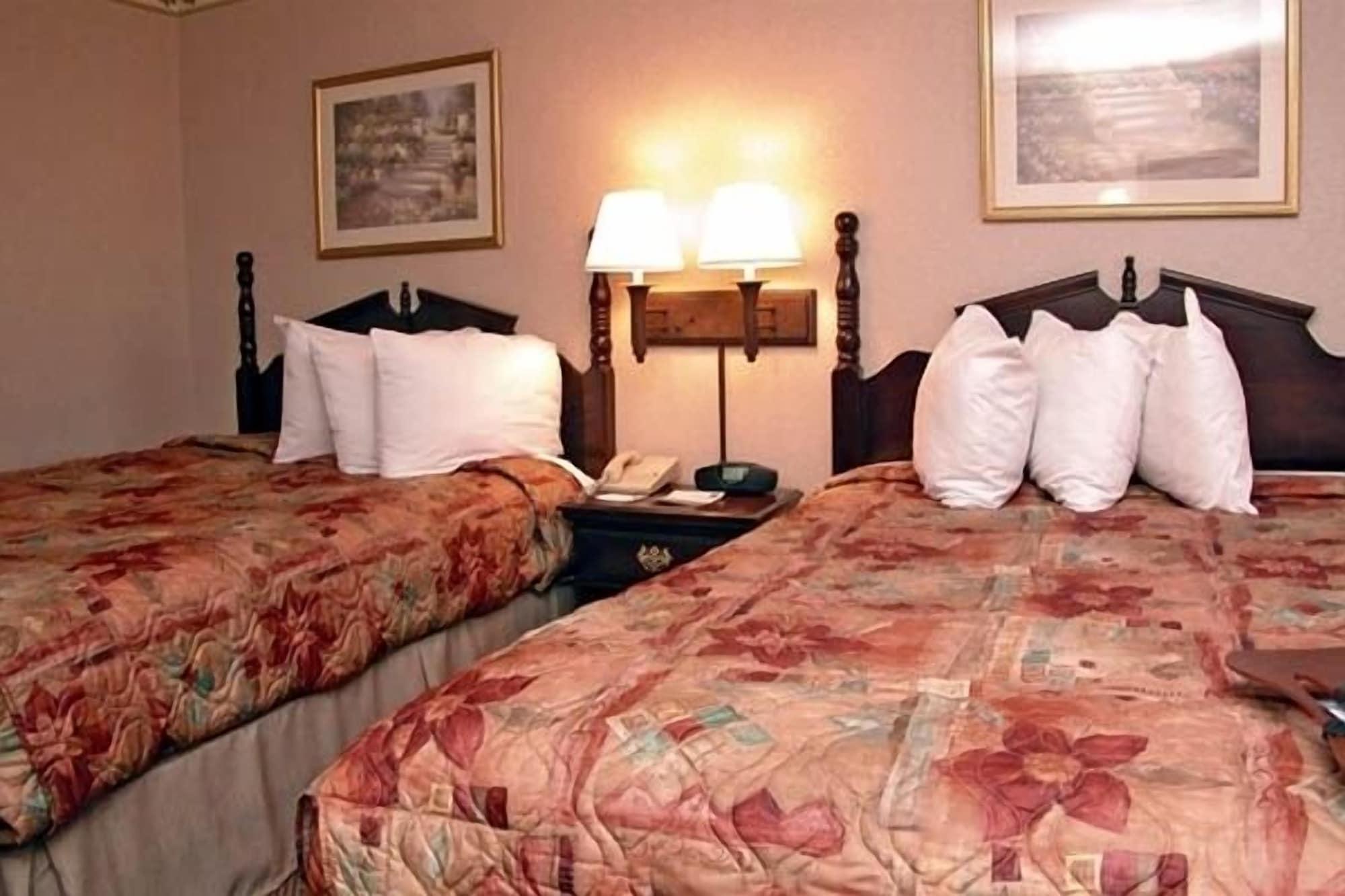 Hotel Ramada By Wyndham Lebanon Zewnętrze zdjęcie