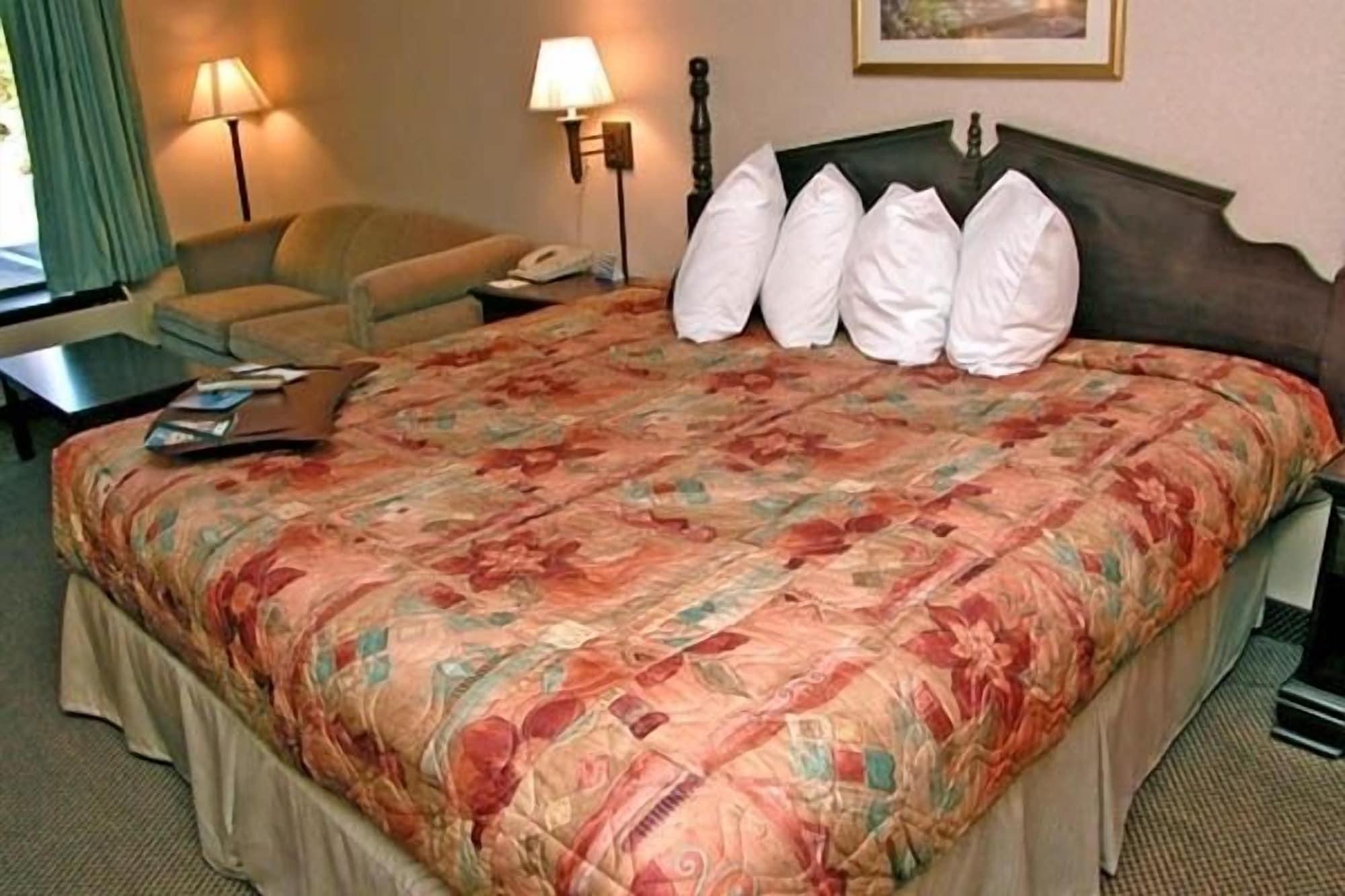 Hotel Ramada By Wyndham Lebanon Zewnętrze zdjęcie