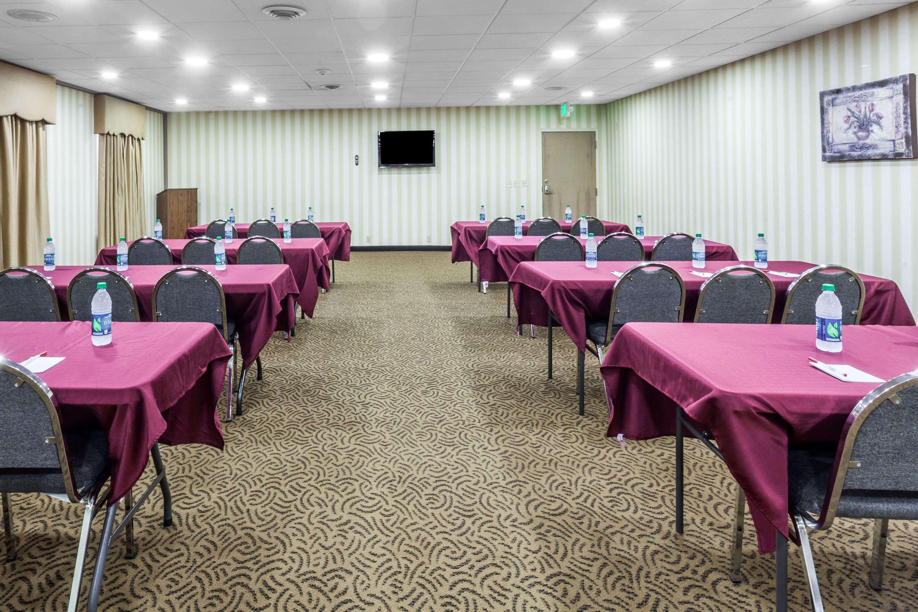 Hotel Ramada By Wyndham Lebanon Zewnętrze zdjęcie
